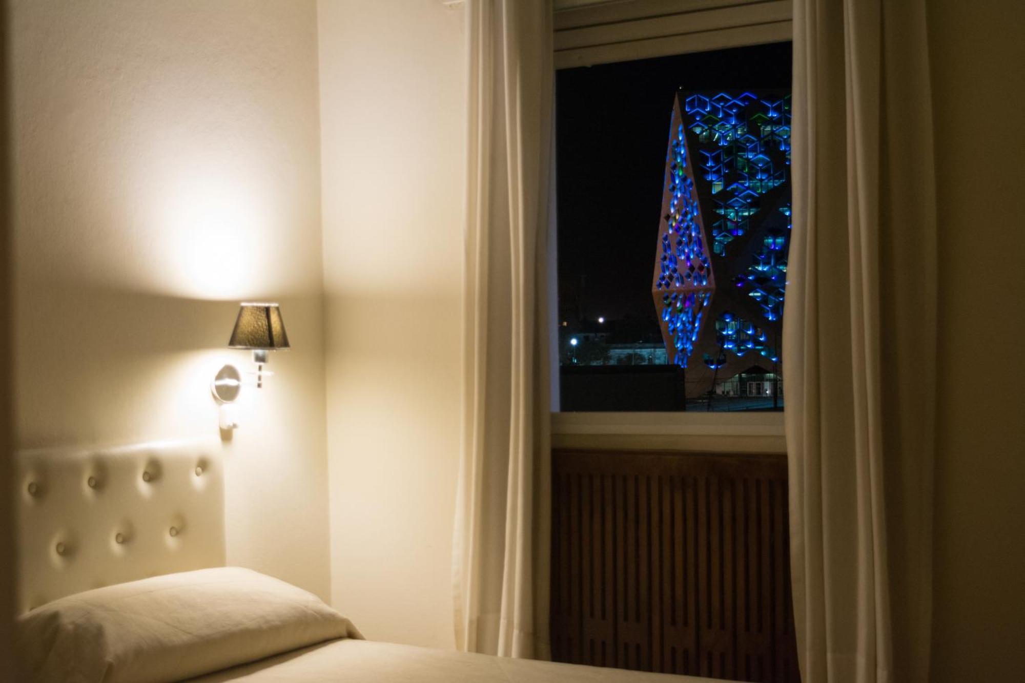 Hotel Vina De Italia Кордова Екстер'єр фото
