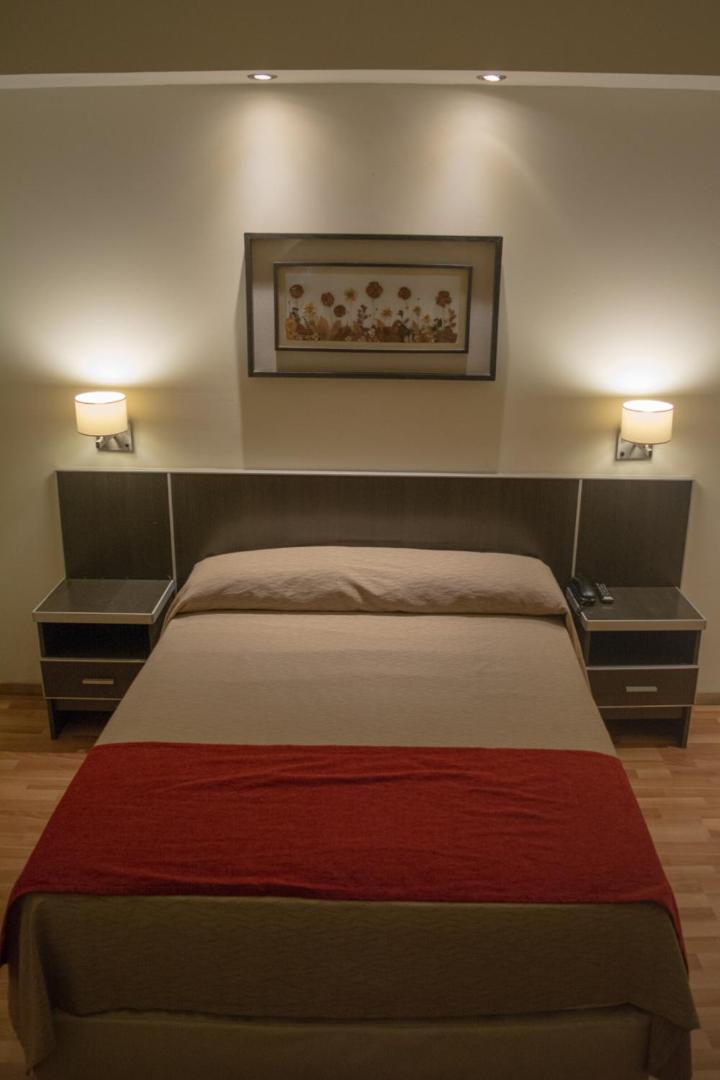 Hotel Vina De Italia Кордова Екстер'єр фото